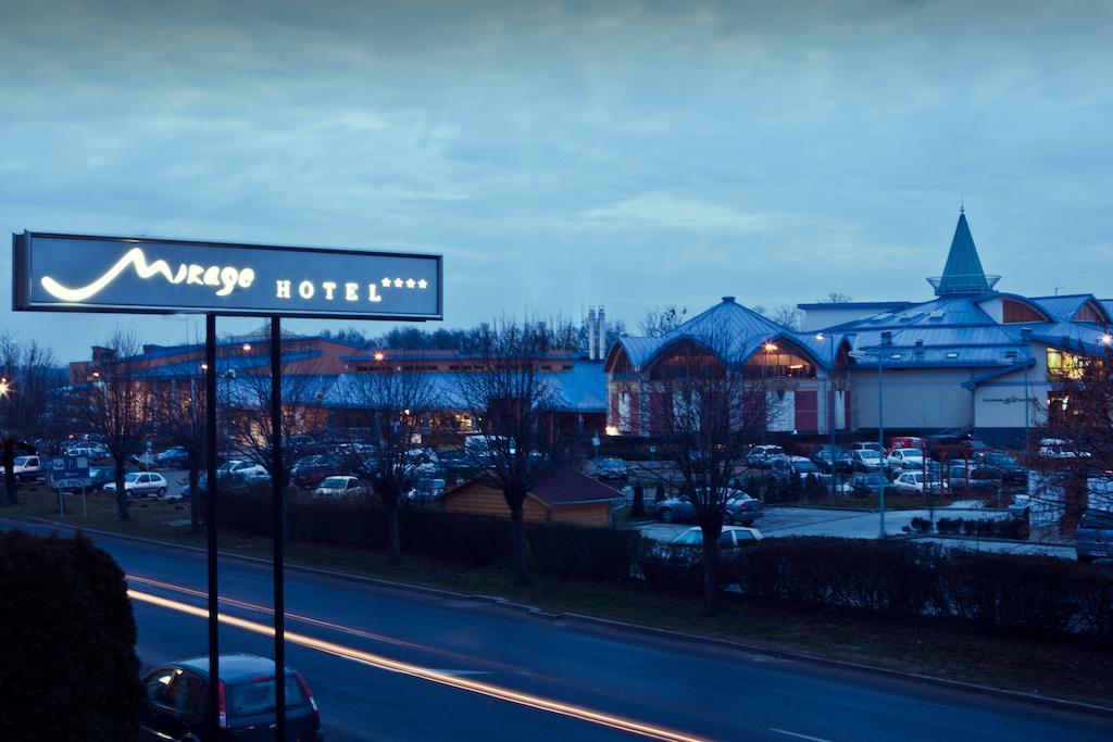 Mirage Hotel Sárvár Exterior foto
